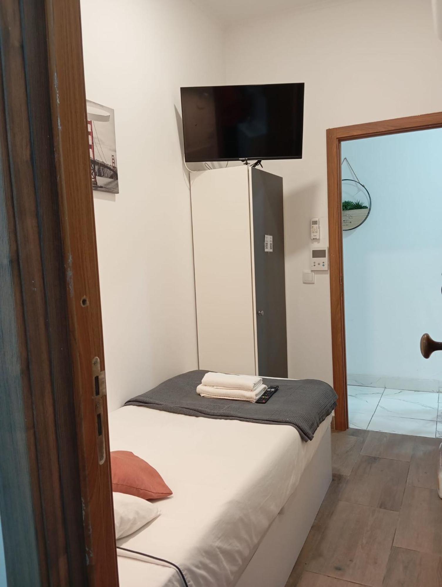 Quarto em Acomodações Particulares Pensamento 12b Lisboa